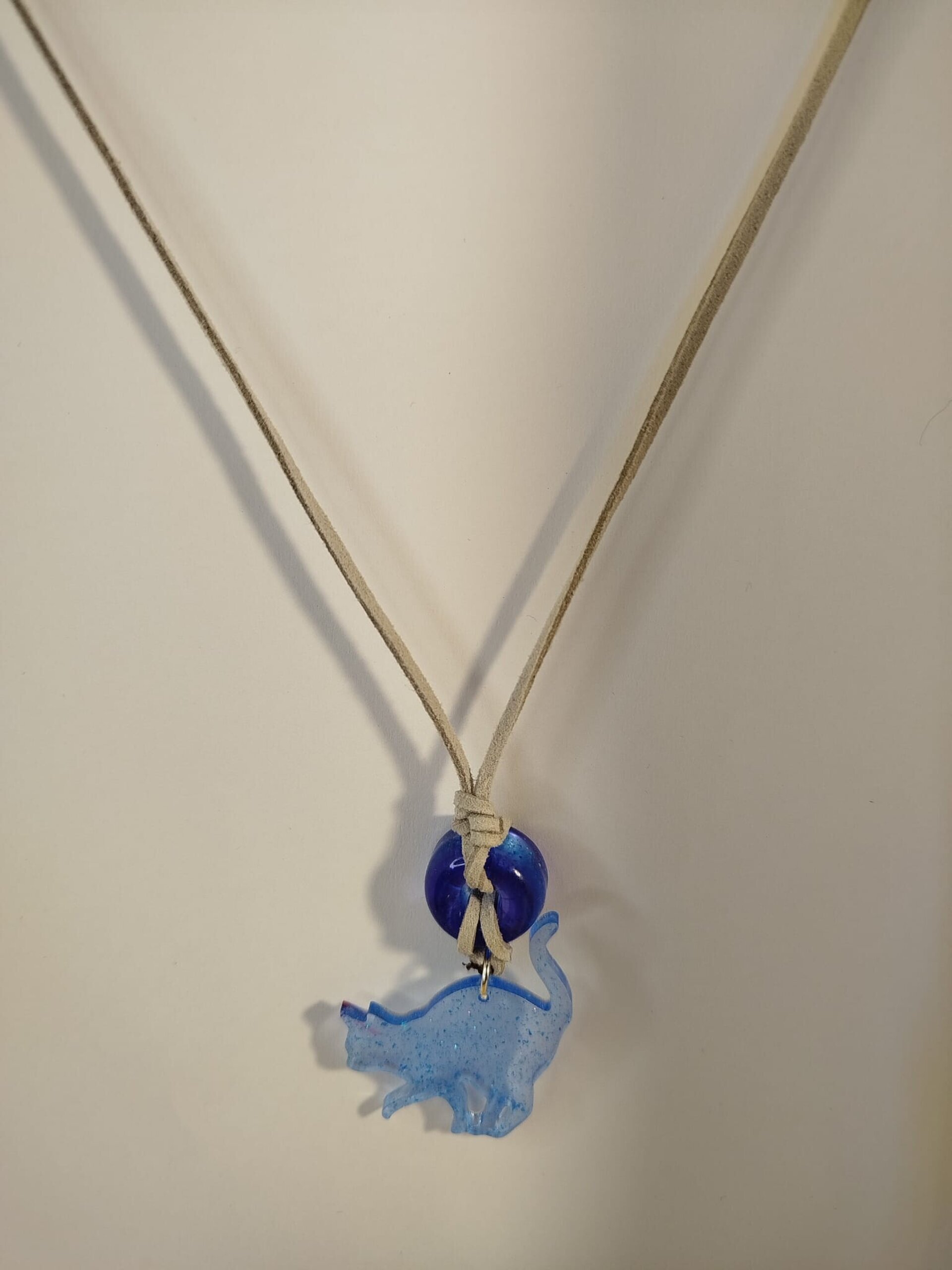 Collares con dije de gato resina y abalorio - 4