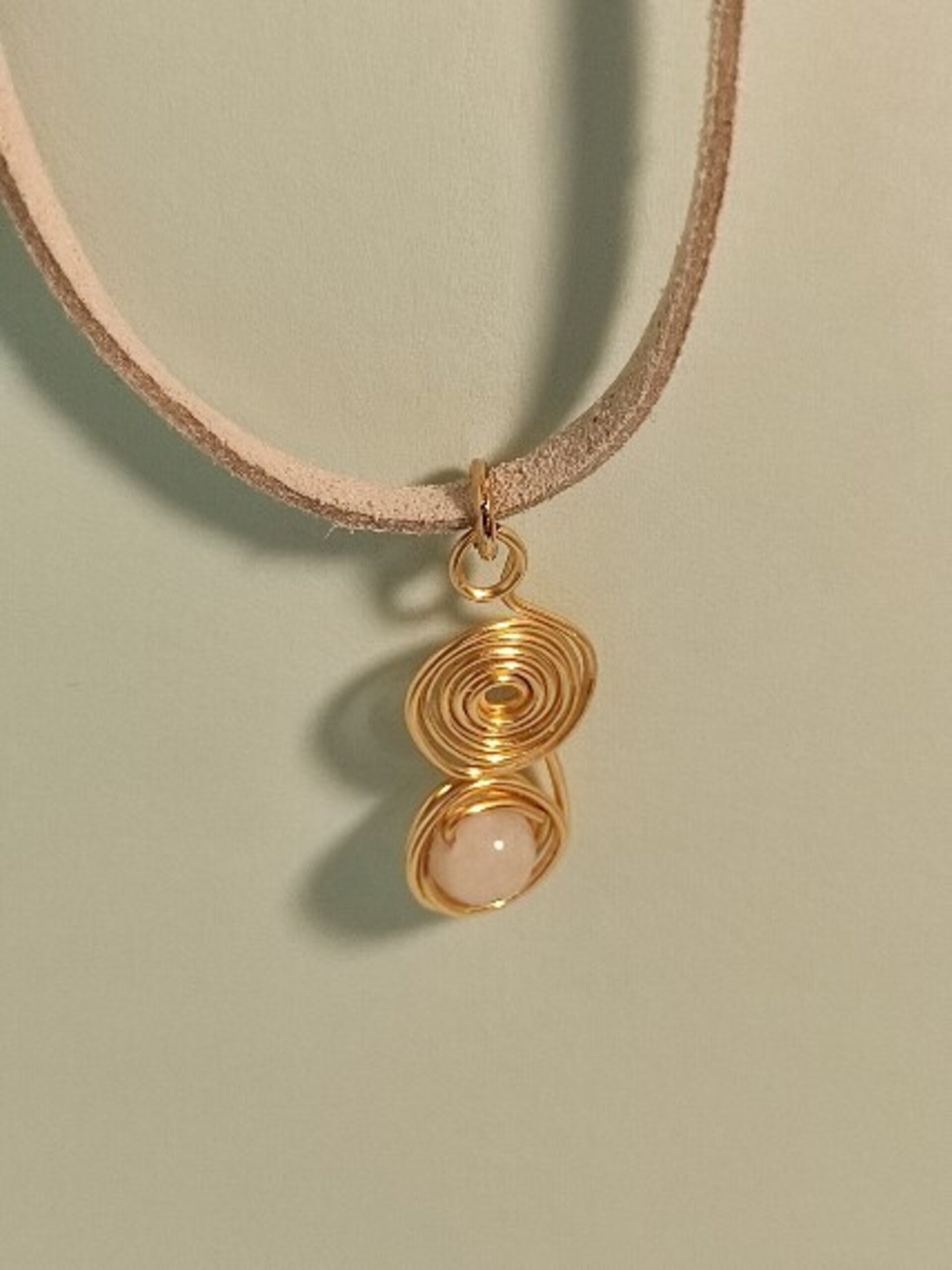 Colgante con espiral y piedra aquamarine - 2