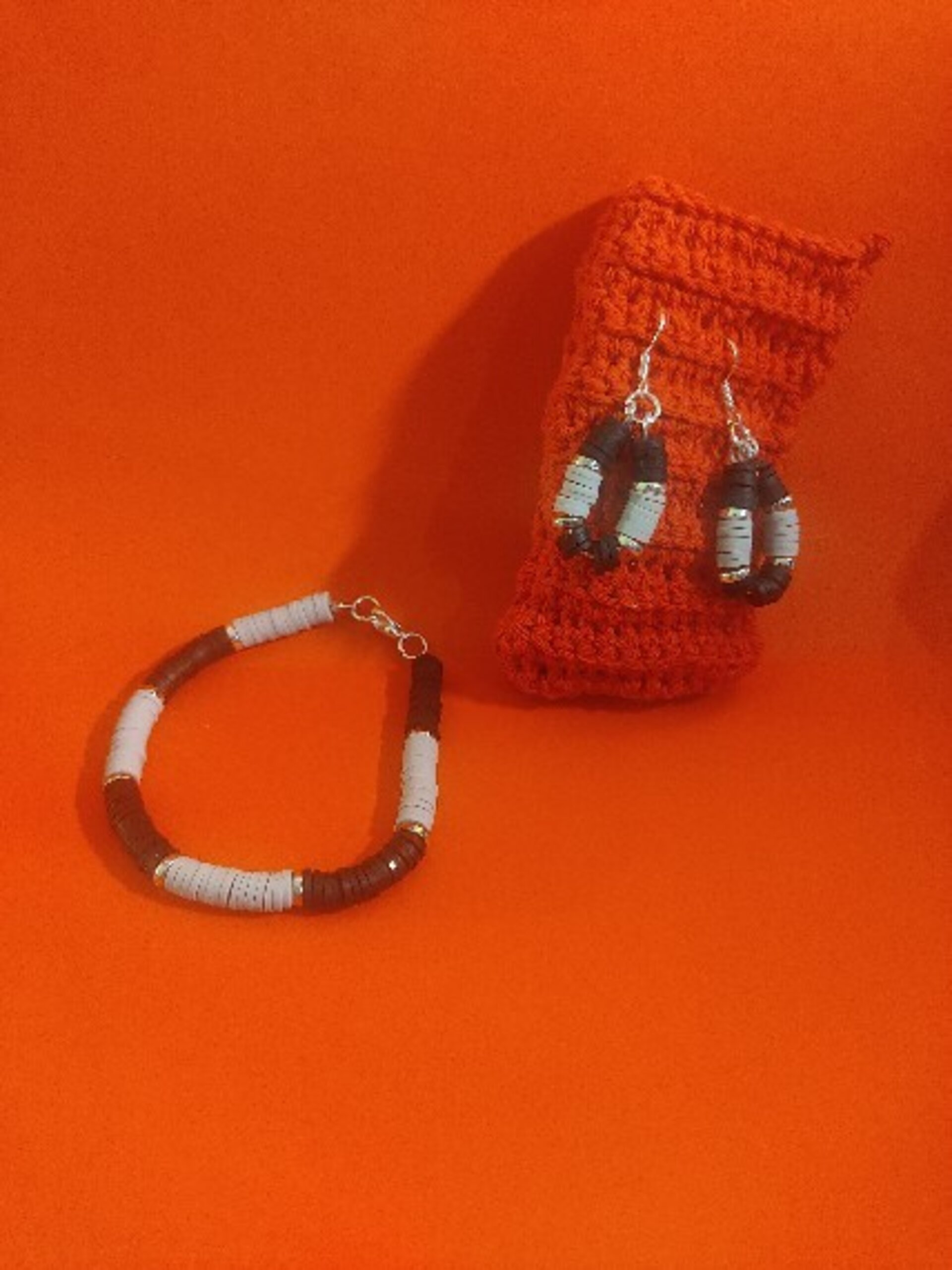 Conjunto de pulsera y pendientes gris, negro piezas fimo - 3