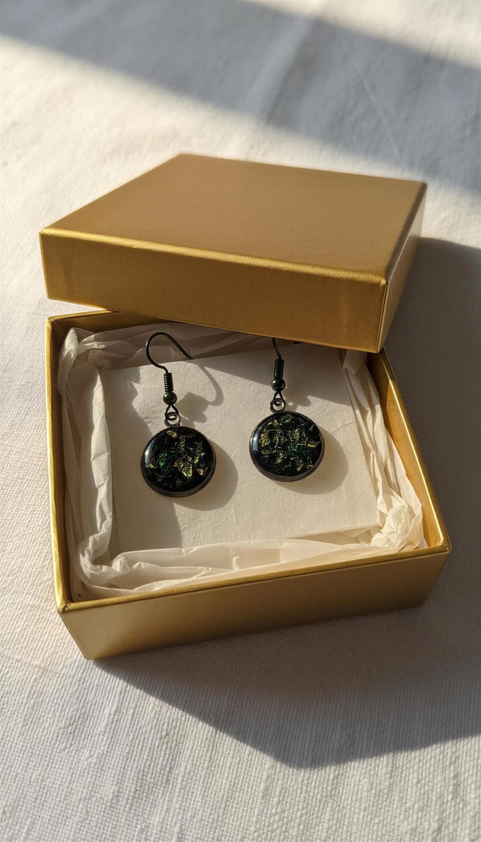 Pendientes redondos verdes con pan de oro - 5