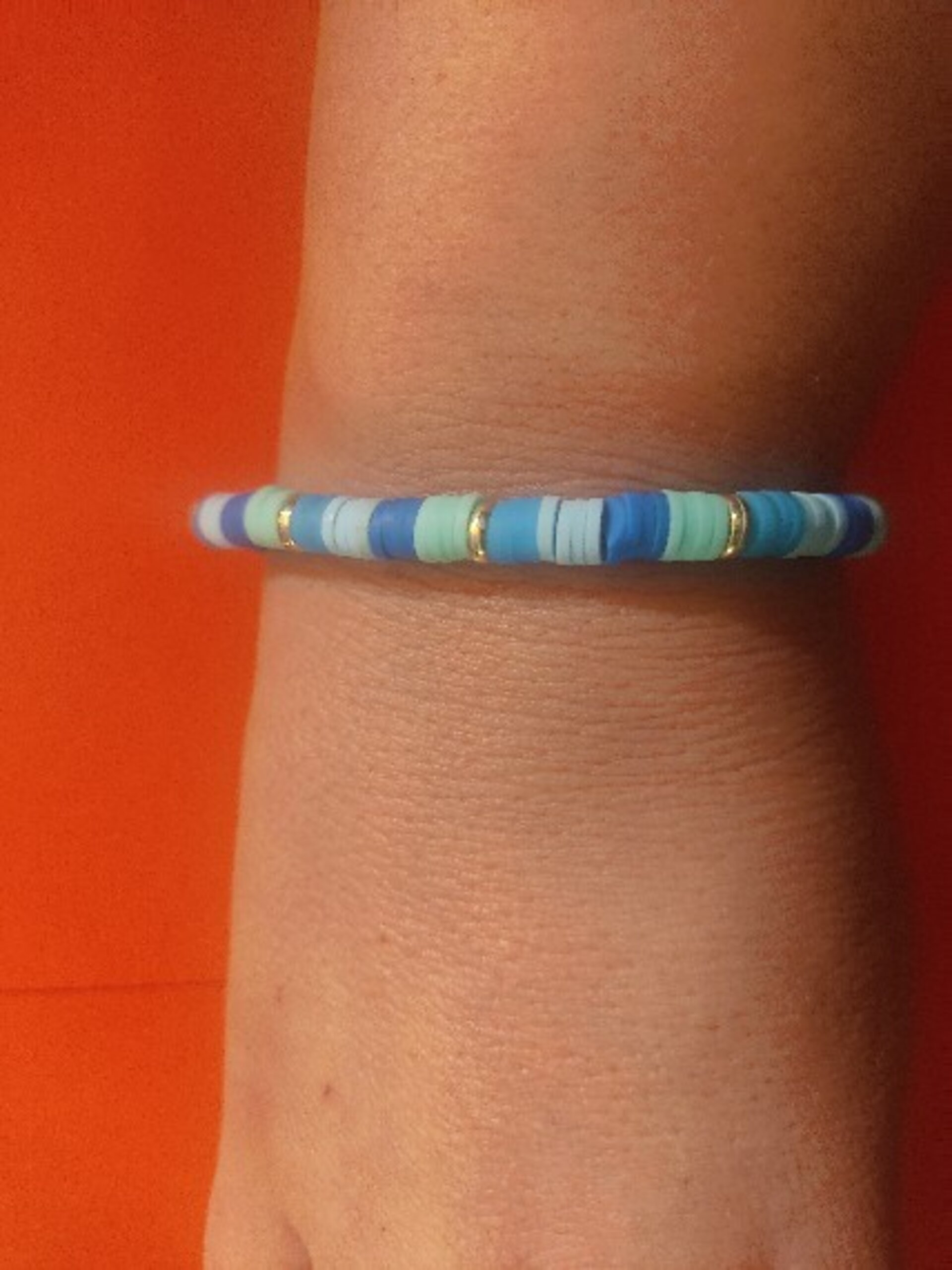 Conjunto de pulsera y pendientes de fimo en tonos azules - 1