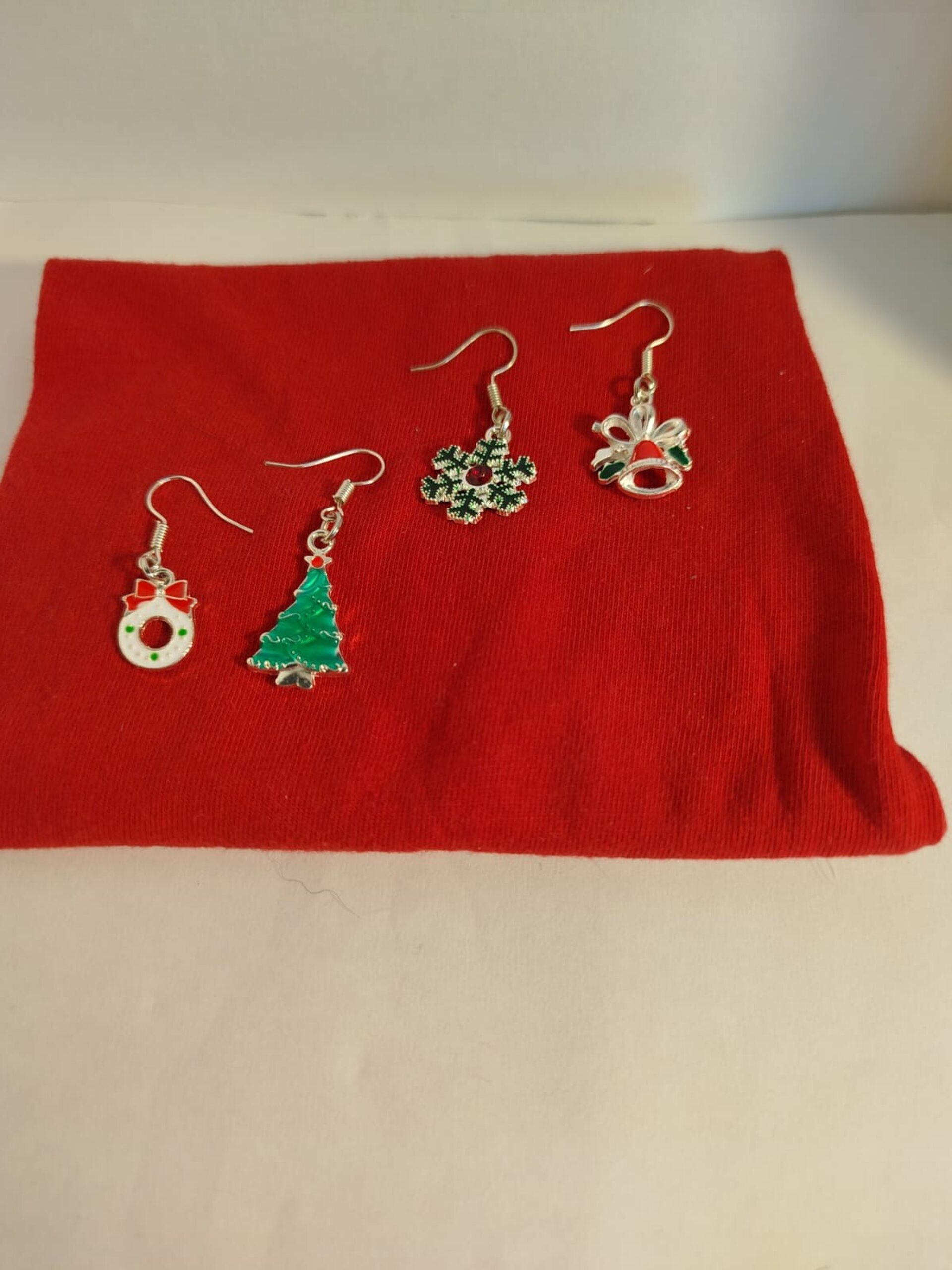 Pendientes con motivos Navideños - 2