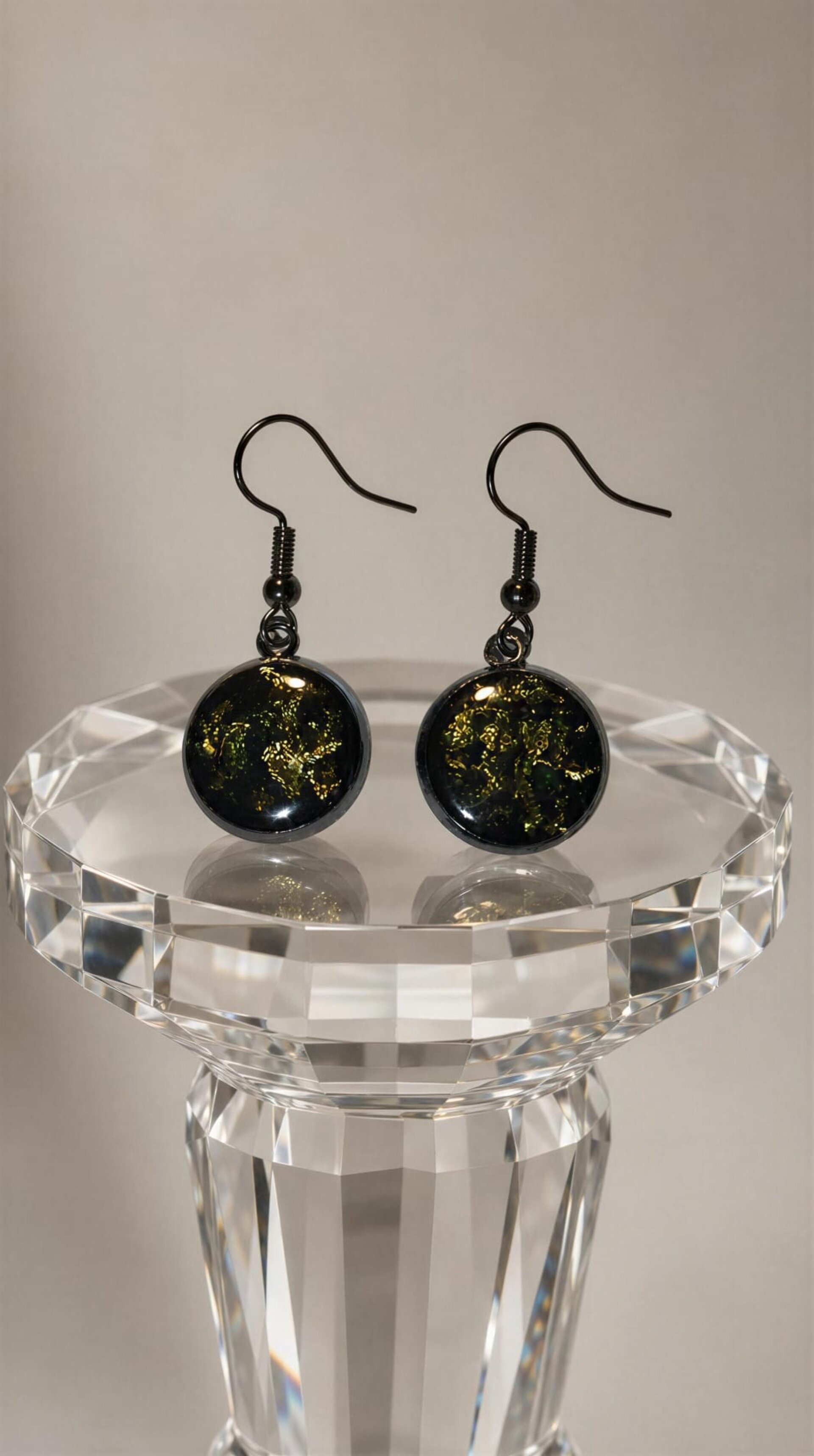 Pendientes redondos verdes con pan de oro - 8